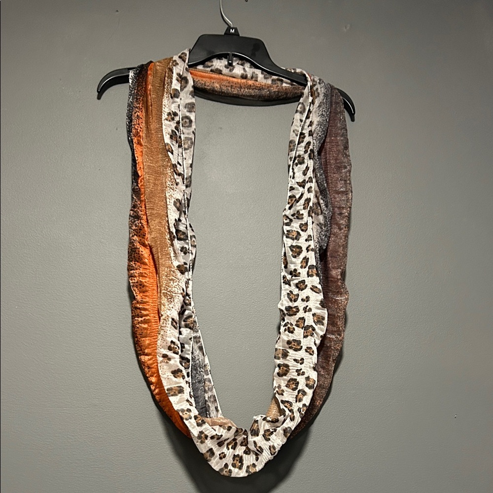 Elegant Multi-Tone Leopard Scarf